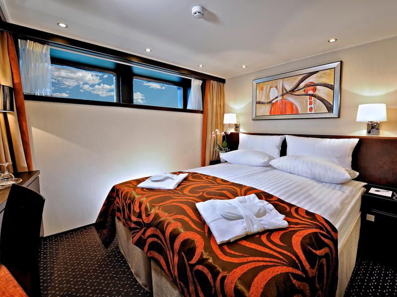 Deluxe Stateroom